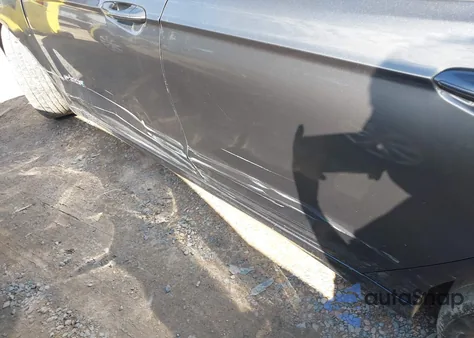 2019 Ford Fusion Hybrid Se z USA, uszkodzony, nr VIN 3FA6P0LU0KR124587